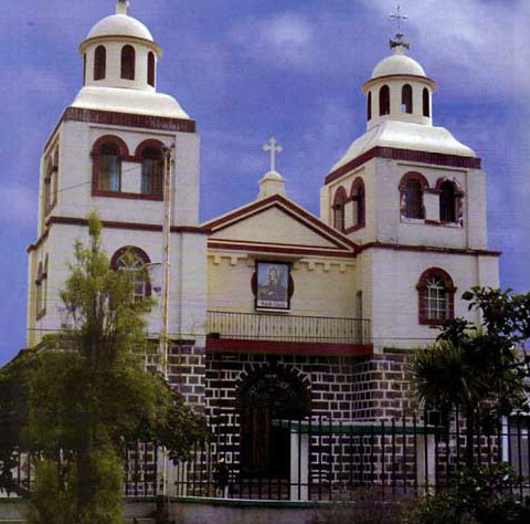 IglesiaHolguin1